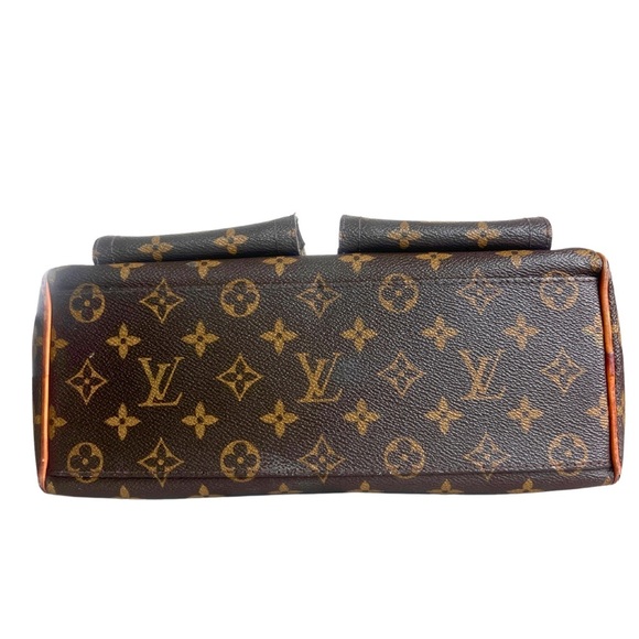 Louis Vuitton Monogram Manhattan PM - Picture 8 of 15